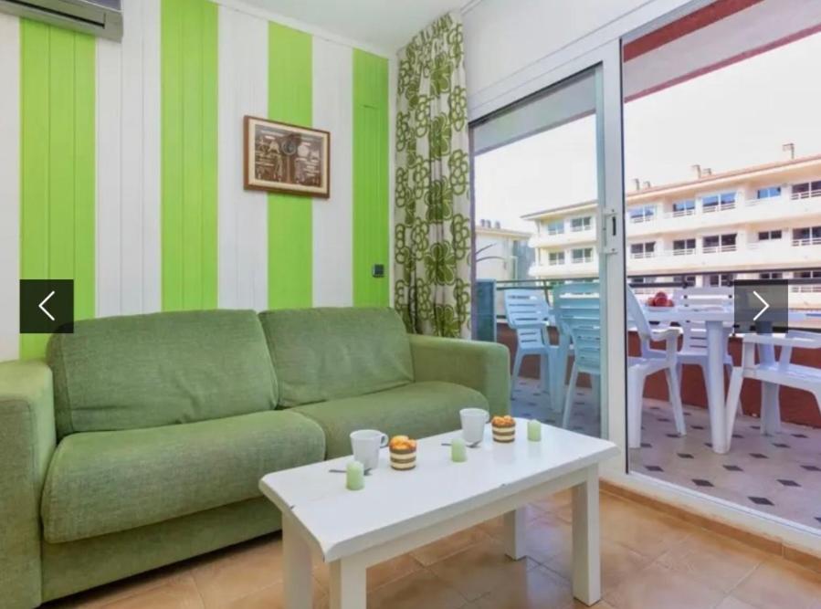 Apartamento Familiar トレリャ・デ・モングリ エクステリア 写真