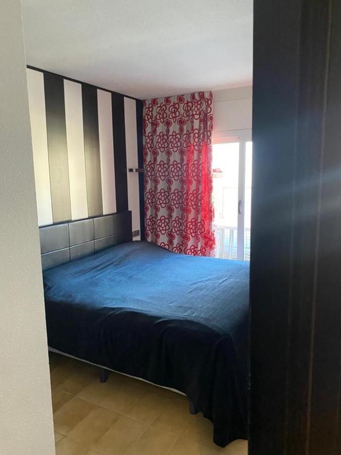 Apartamento Familiar トレリャ・デ・モングリ エクステリア 写真